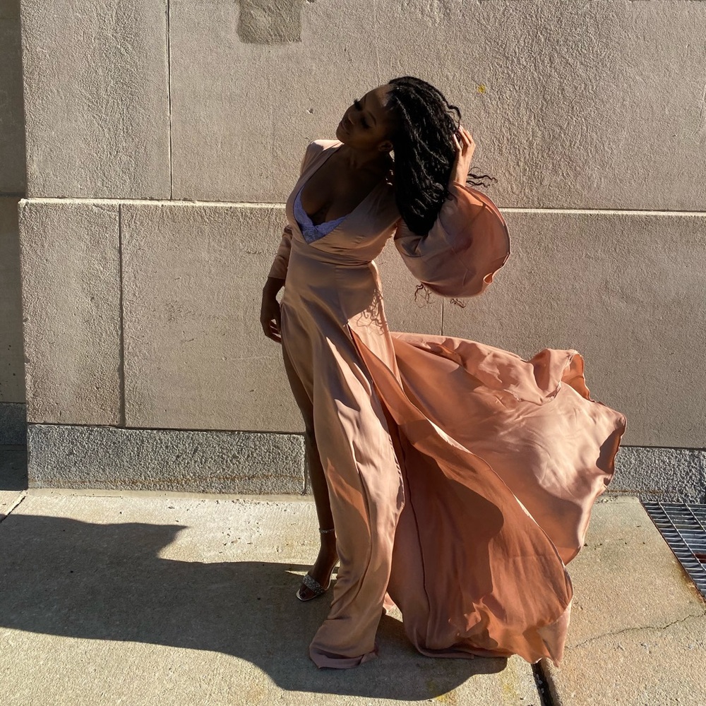 Dress - Picture 5 of 5